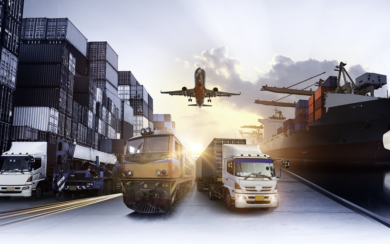 Global business of Container Cargo freight train for Business lo